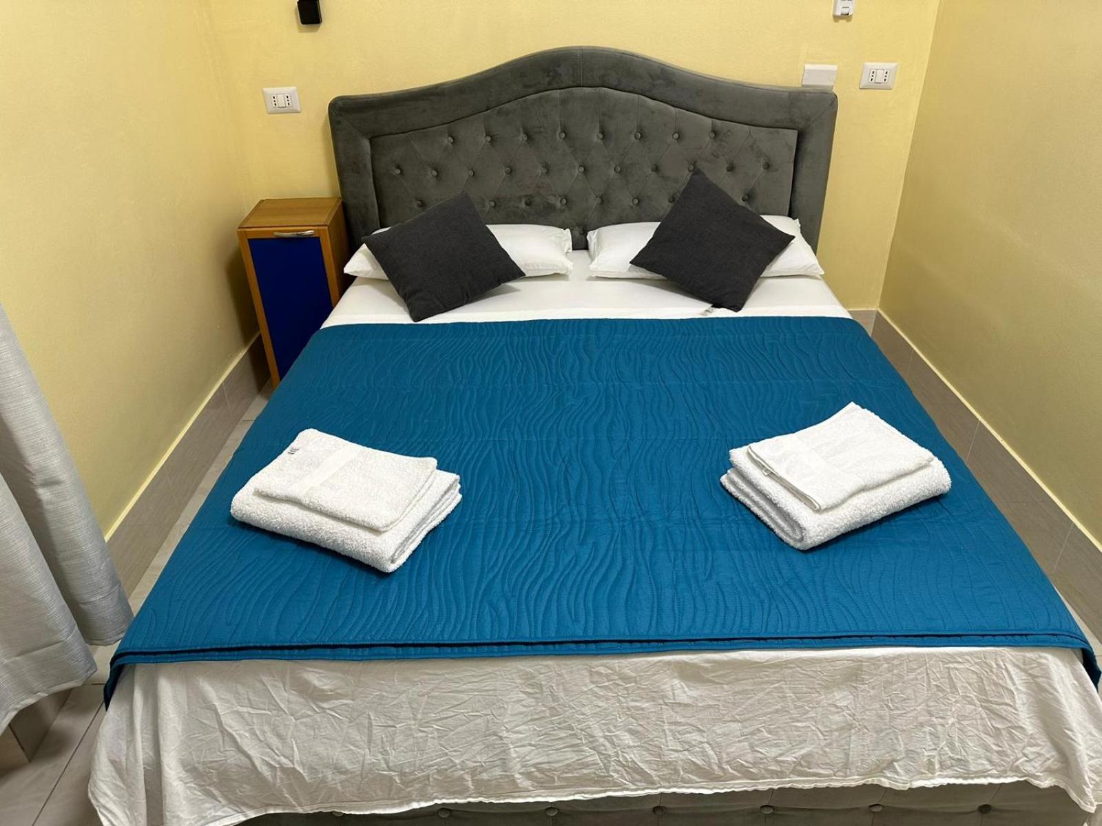 Turati Termini Bed and Breakfast Rome Buitenkant foto